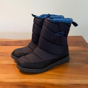 L.L. Bean Kids' Ultralight Blue Snow Boots